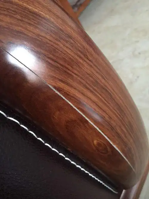 乌金木开裂了,是贴皮吗