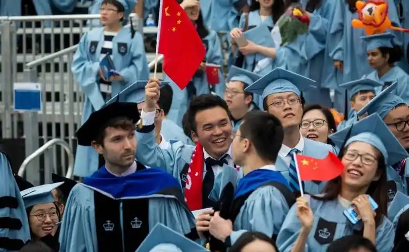 赴美留学生遭无理对待,关小黑屋,被盘问8小时_美方_执法人员_中美