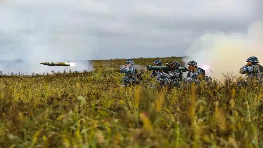 组图高清壁纸请查收中国空降兵71岁生日快乐