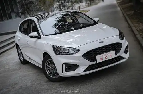 2021款福克斯谁说实用主义和玩乐主义就一定是矛盾体