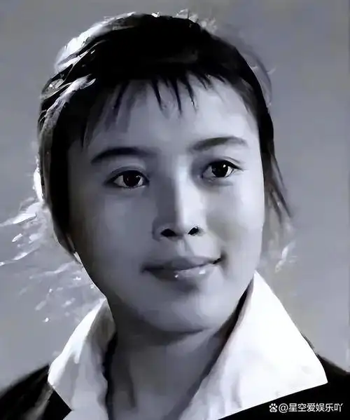 岁月真是一把杀猪刀!曾经美得不可方物,如今却沦为"土气大妈"