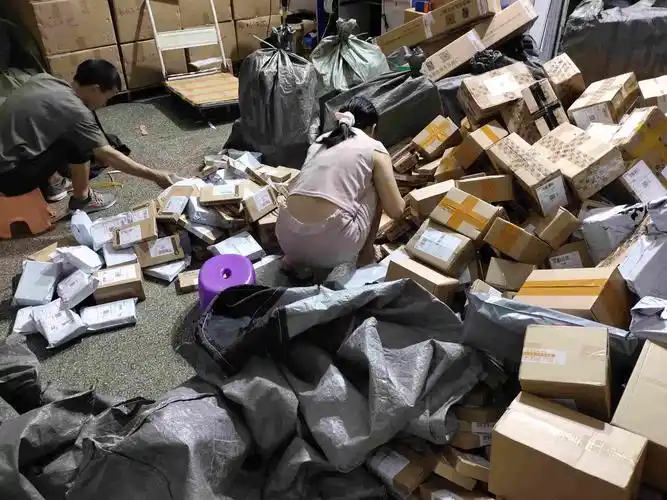 广东深圳快递分拣,扫描,打包