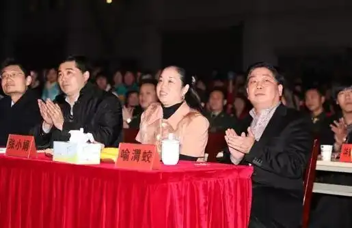 胡润发布2016女富豪榜 浙江最有钱的女人竟然这么美!