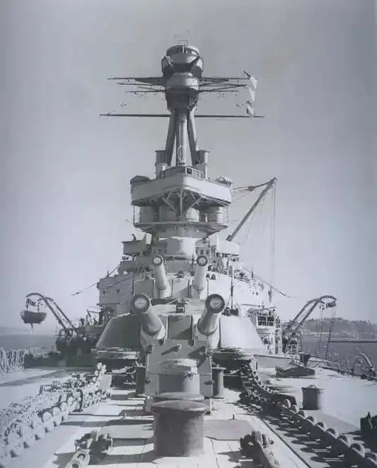 舰船欣赏:智利海军 拉托雷海军上将号战列舰