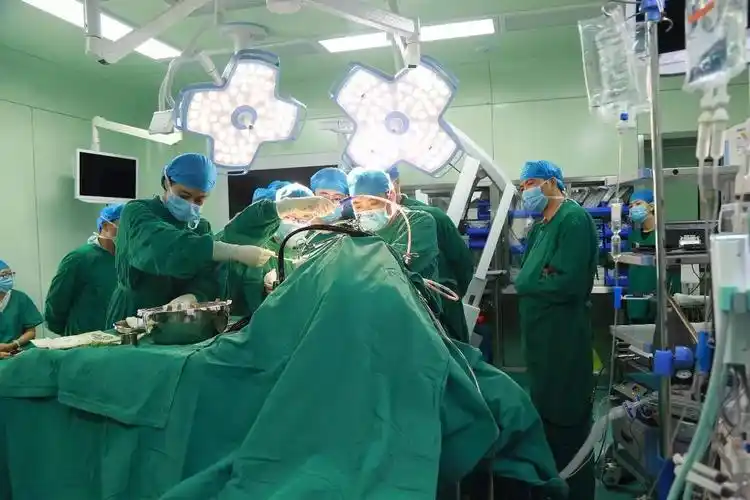 中南医院神经外科第一视角手术观摩学习班圆满落幕