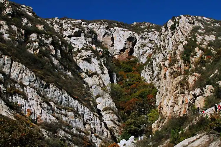 河南嵩山太室山仙道徒步穿越随拍
