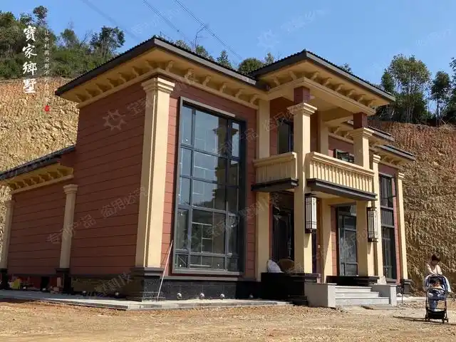 湖南长沙李女士为父亲建的别墅,让一群老人过上理想的退休生活!