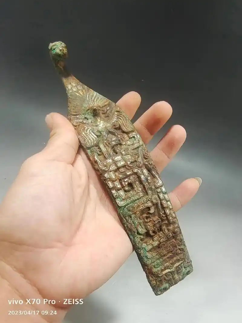 错金银带钩.#收藏爱好者 #错金银 - 抖音