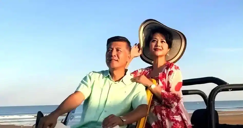 演员刘之冰:前妻拒绝复婚,带着儿子二婚娶茹萍,收获幸福_生活_工作