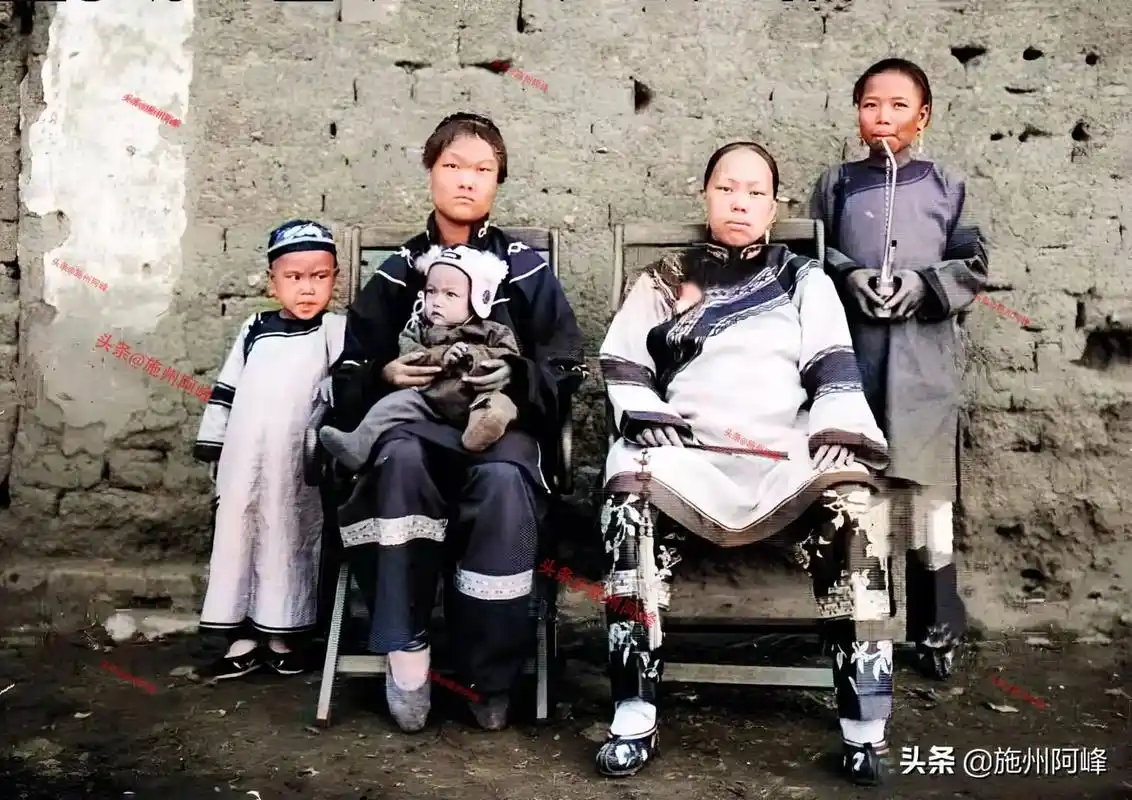 发一组清朝社会老百姓的真实生活照片#历史确实是一面镜子,荣辱 - 抖