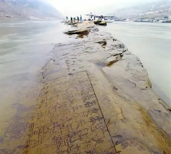 大江截流前的三峡,无法淹没的长江影像