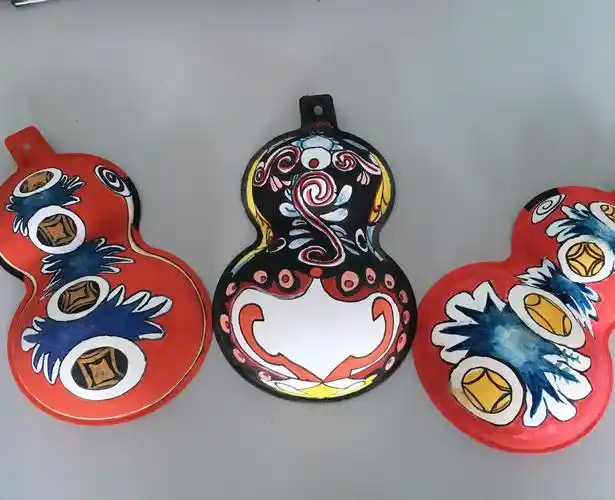 第一小学乡村少年宫--马勺,葫芦画活动小组