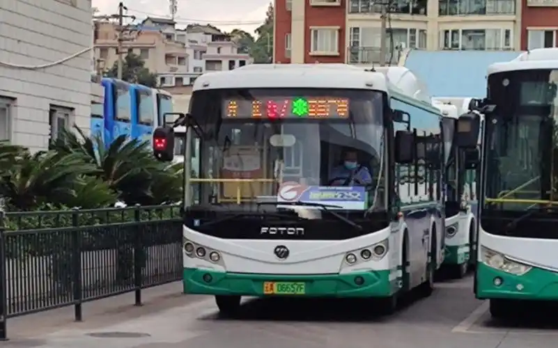 昆明公交集团57路北汽福田客车bj6905chevca-10运行视频