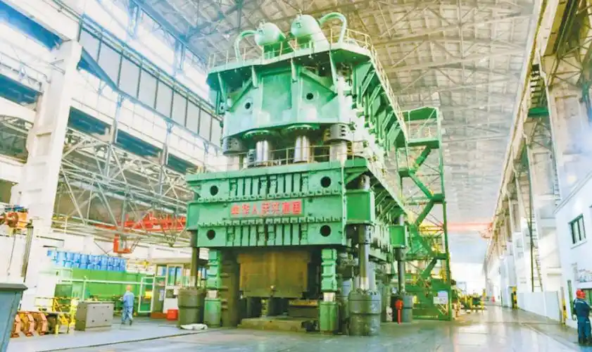 "国宝级设备"如何"换新"——西南铝3万吨水压机改造竣工复产记