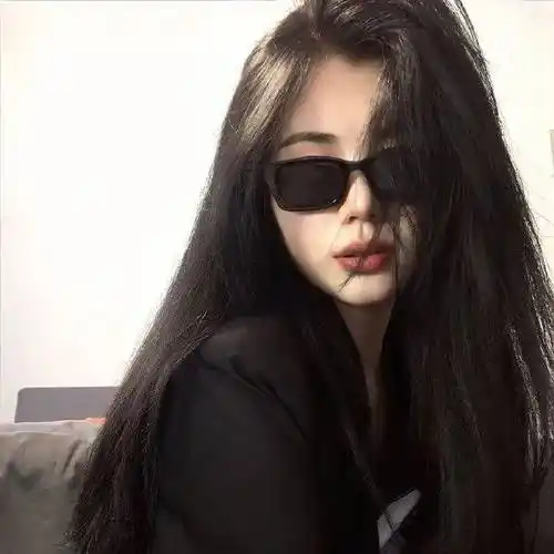 女生头像 | 黑色系高质量女头_很漂亮_那一张_感觉