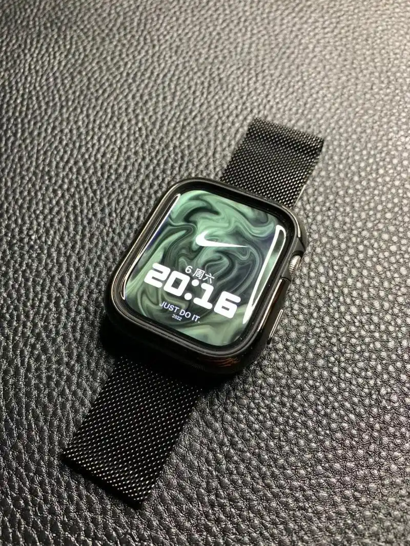 苹果手表iwatch耐克壁纸表盘分享 超酷的液态渐变壁纸 喜欢的小伙伴
