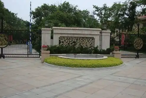 小区入口