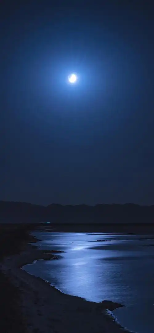 美丽月色风景图片手机壁纸_静谧月色唯美护眼手机壁纸_三千图片网