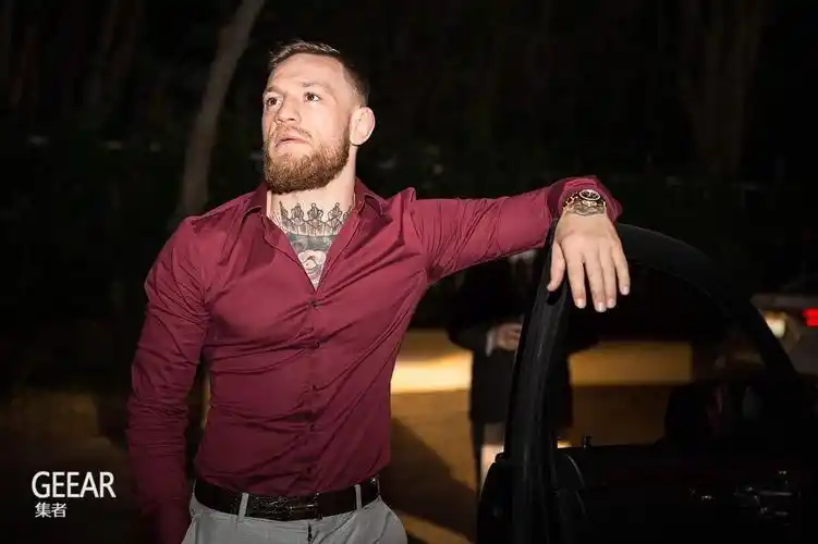 g64星64嘴炮康纳一帅不可收拾赢下发布会的服装创意让我打出了666