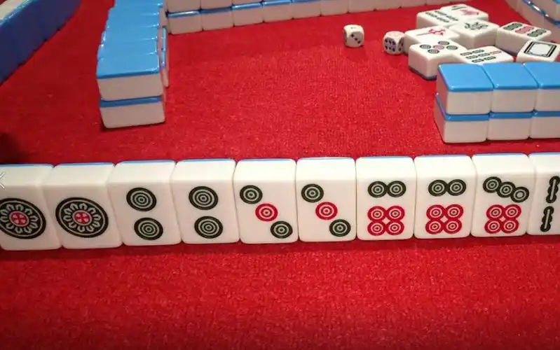 自摸清一色豪华双龙七对,小伙操作果然不同凡响,让人羡慕不已