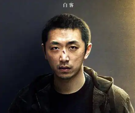 他曾是配音演员出演网剧被称下一个周星驰现转型为18线演员