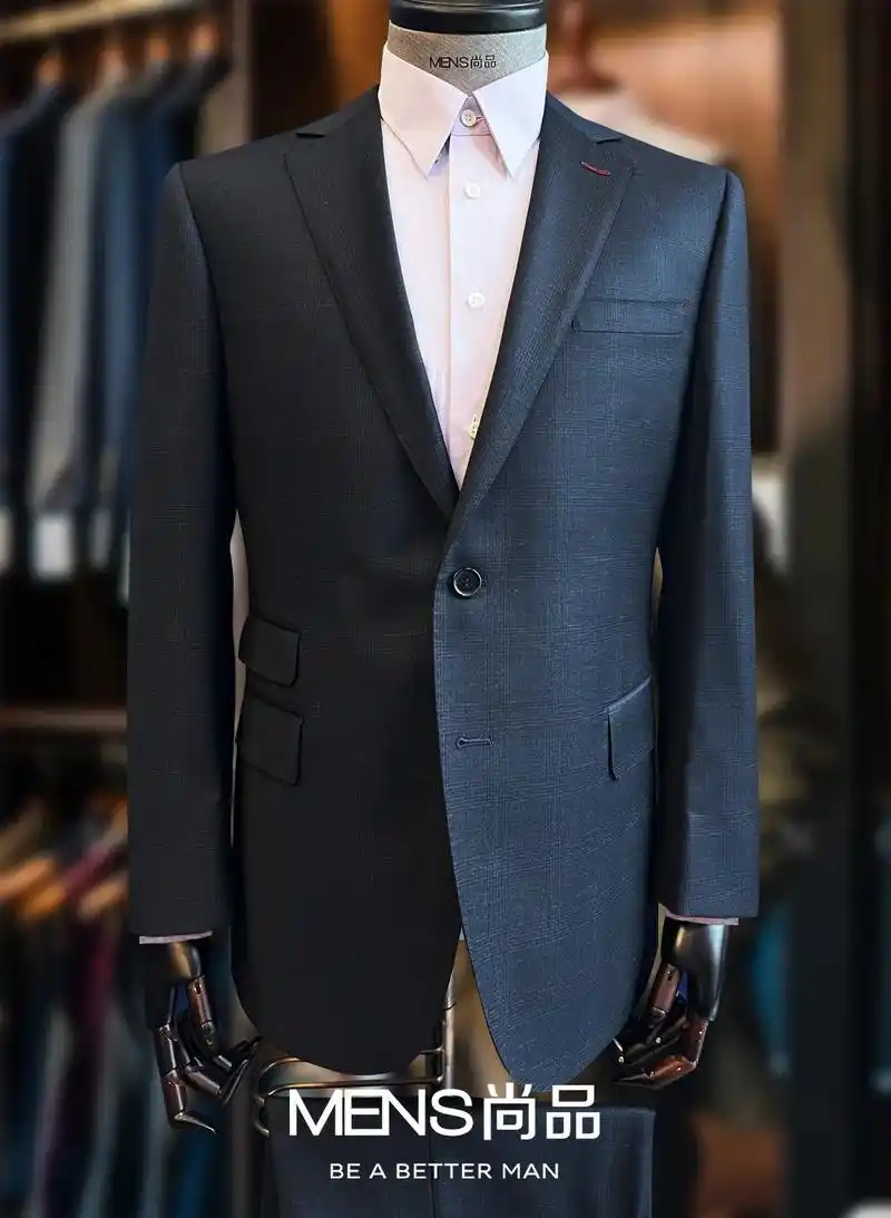 高级感定制西装.单排两粒扣,平驳头,简约之上,细节出彩.撞 - 抖音
