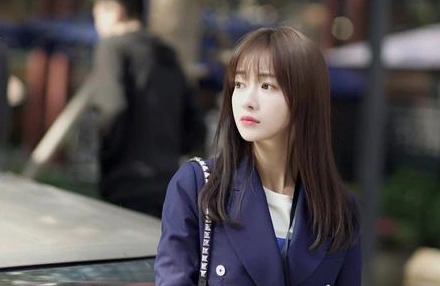 《正青春》女主章小鱼由吴谨言饰演,演技还是有待提升