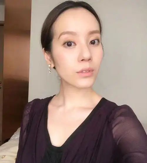 幸福人妻jessica jann湛琪清最怕表情纹!贵妇级保养方法是爱笑和减压!