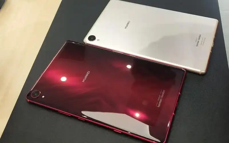 微开箱华为平板m6高能版对比普通版仅仅是外观变化