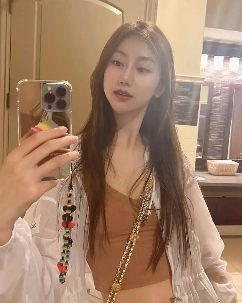 个人照片又被骗子拿去搞相亲孙悦前妻陈露发文请大家认清楚