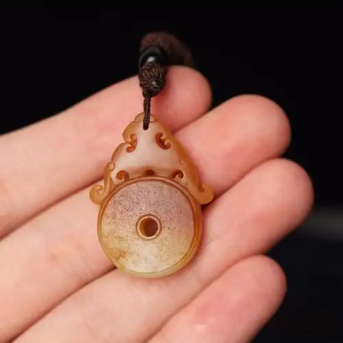 和田玉玉雕 仿古出郭玉璧