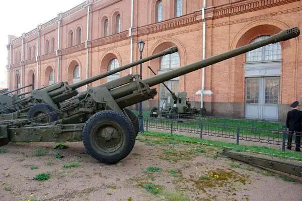 中国加农炮152毫米加农炮曾在海湾战争被联军缴获