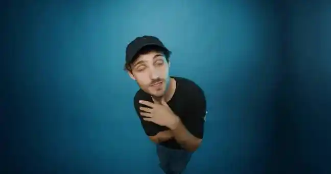 德国创作男歌手chris james新单sugar官方mv释出