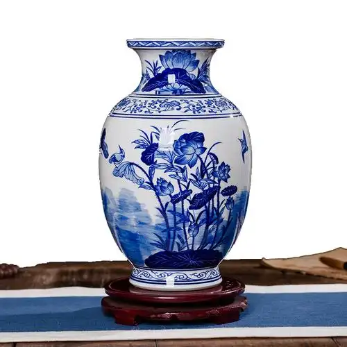 景德镇陶瓷器青花瓷荷花花瓶摆设现代时尚家居饰品工艺品橱柜摆件狮子