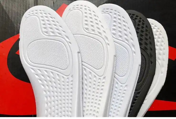 适配椰子700 500 350v2鞋垫满天星白亚洲欧美限定黑天使男女原装冰蓝