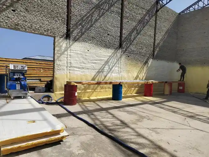 厂房冷库喷涂聚氨酯保温保冷 jhbw-ah3500l聚氨酯发泡机