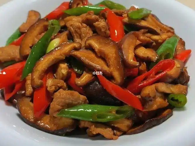 香菇炒肉简单美味的家常做法鲜香滑嫩入味