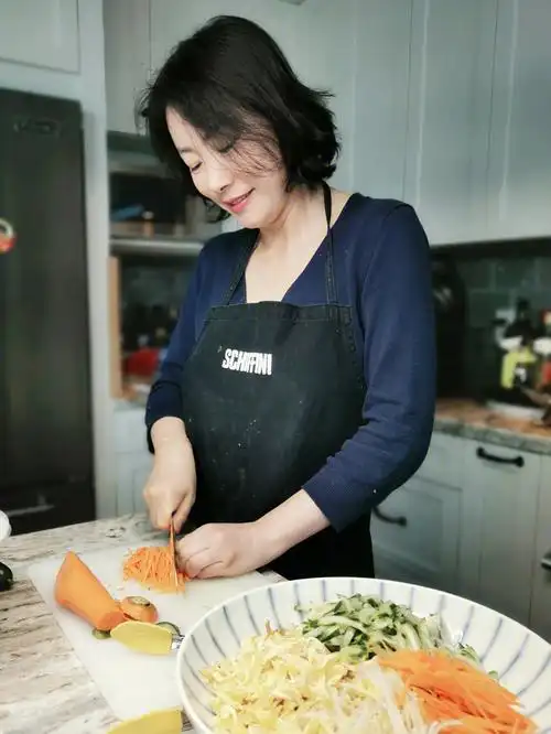 摄影小姐姐眼中的美厨娘