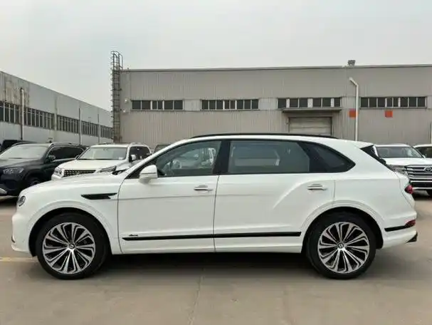 24款宾利添越越野车suv新款雅度高配