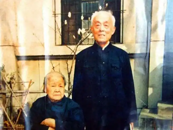 季羡林再次回到德国哥廷根拜访旧人,他专程去打听了伊姆加德小姐,然后