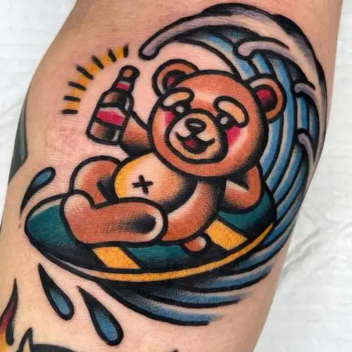 郑州纹身newschool快乐的冲浪小熊