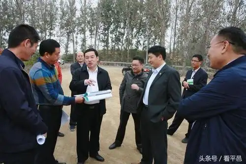 平邑仲村要建棉纺手套城县长现场办公细调研