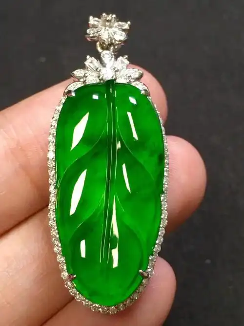 临门缅甸天然翡翠树叶28143冰种阳绿叶子翡翠吊坠颈饰