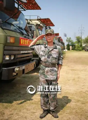 18年前被救婴儿如今守卫家乡 驻浙部队驰援九江迎节日