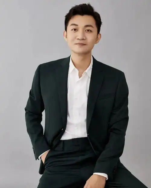 人物特写 | 青年演员曹铭:勇于跳出舒适区 "三十而已"