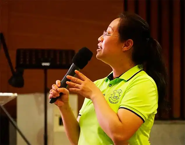 见证《主医治我七年的血漏病》