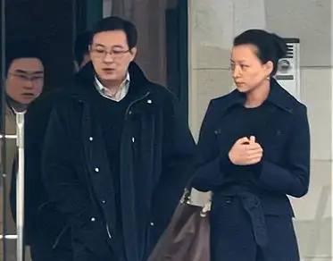 董卿老公春雷:出身贫困乡村,白手起家赚到60亿,追到央视女神|密春雷