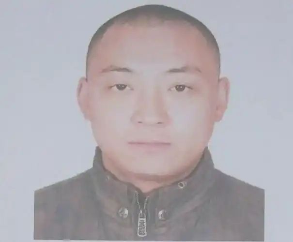 悬赏通缉!见到此人请立即报警 涉嫌大兴安岭一起刑事案件