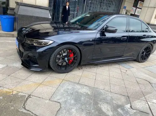 年轻控制不了躁动的心提全新宝马325i耀夜一阶改装