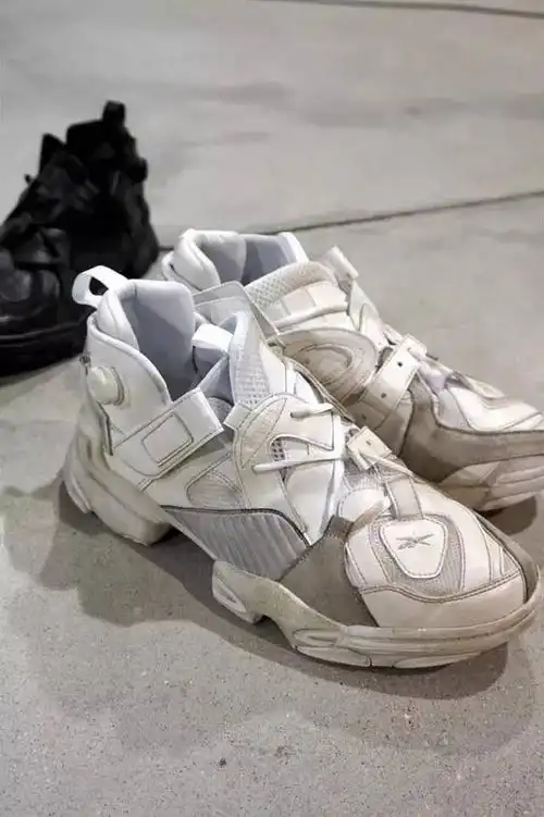 vetements × reebok 2017 秋冬